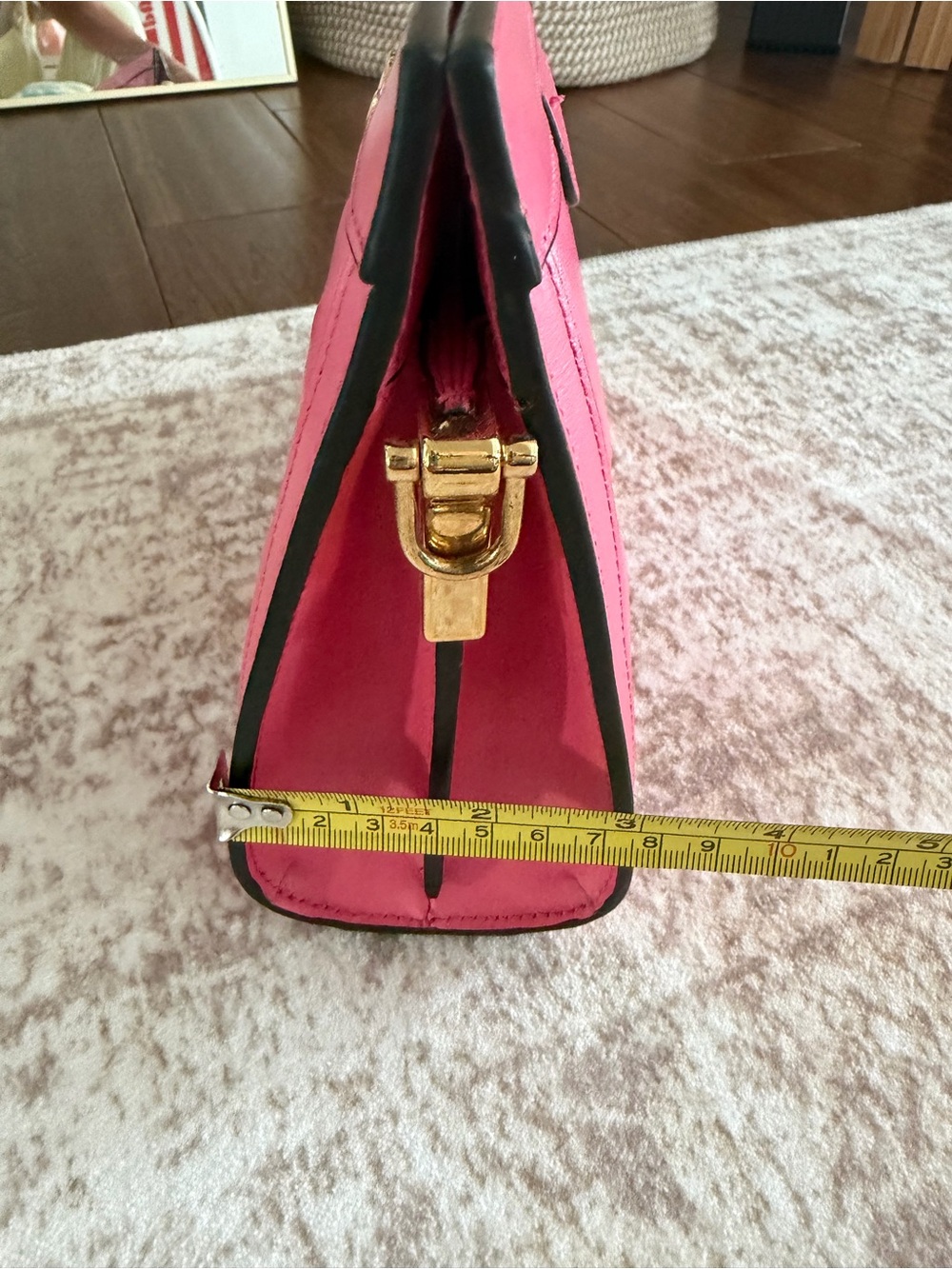 Gucci GG Matelassé Shoulder/Crossbody Bag - Picture 14 of 14